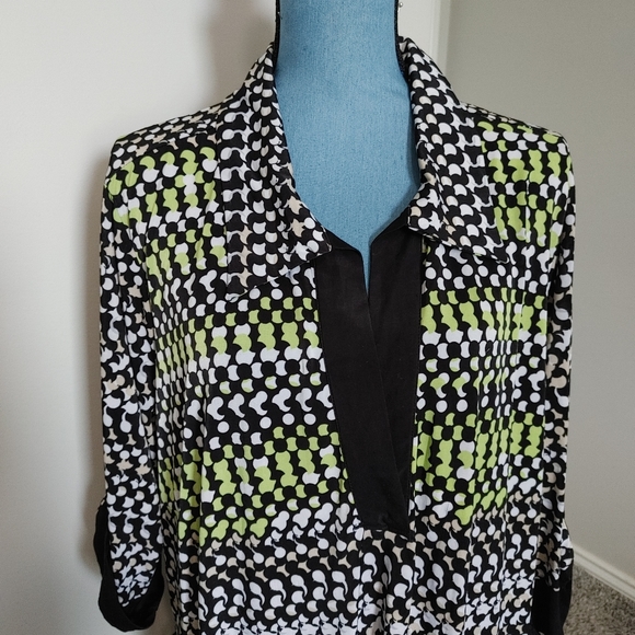 Dress - Picture 2 of 4